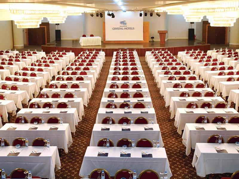 Crystal Admiral Resort Suites & Spa