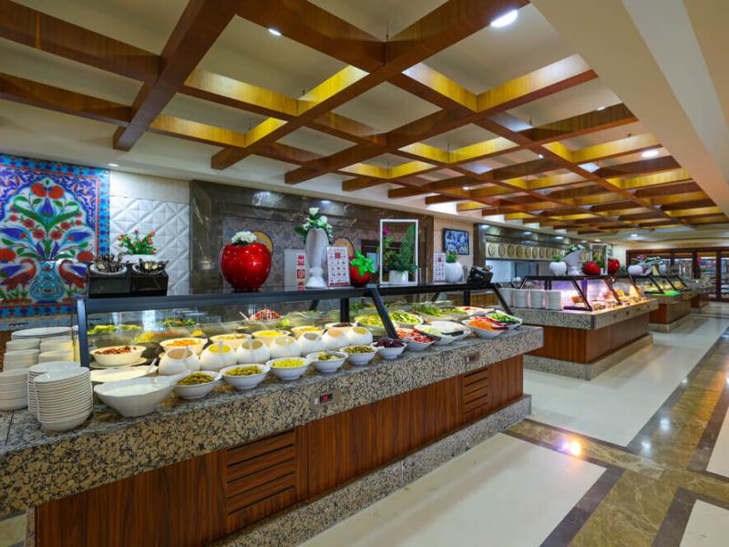 Crystal Family Resort & Spa