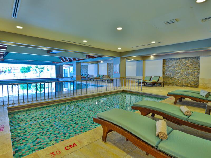 Crystal Family Resort & Spa
