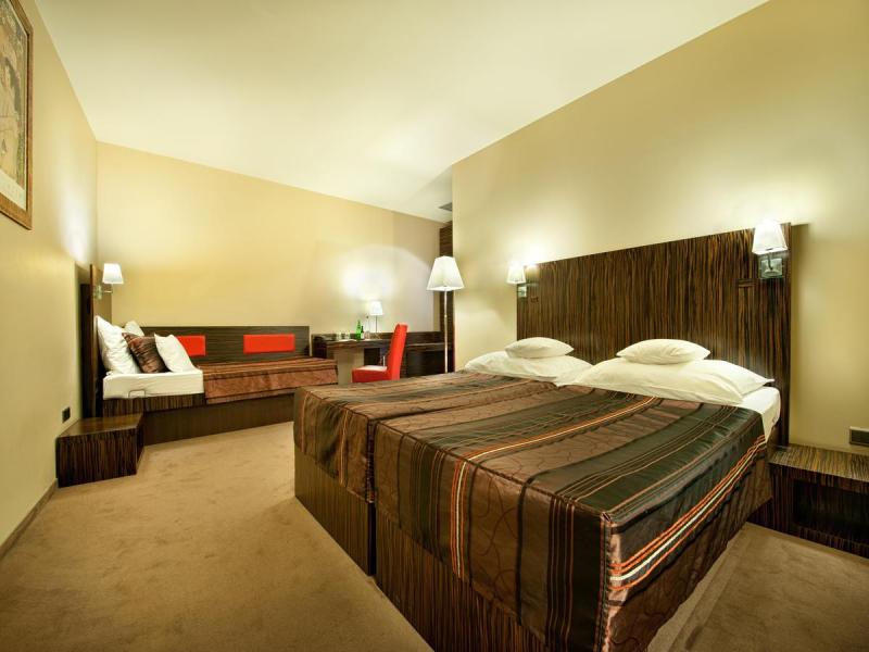 EA Hotel Crystal Palace