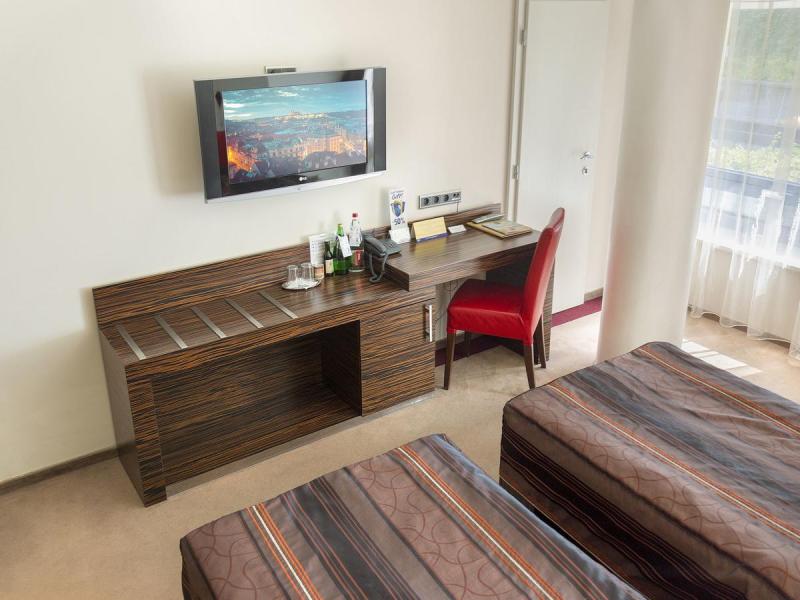 EA Hotel Crystal Palace