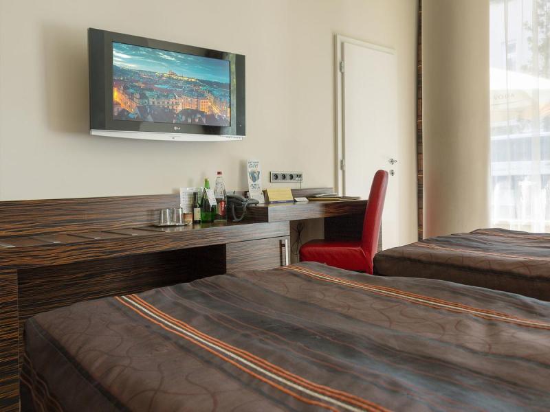 EA Hotel Crystal Palace