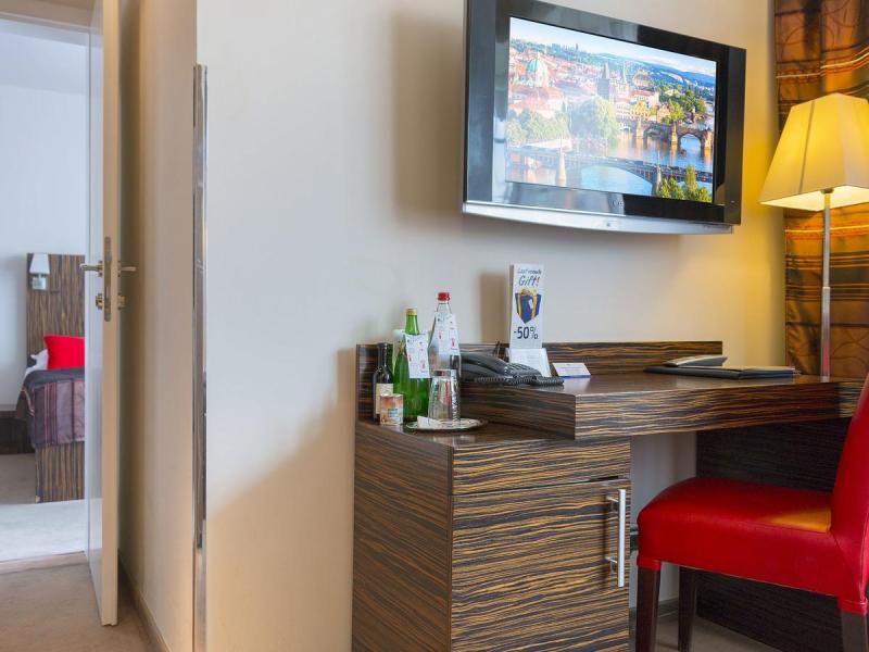 EA Hotel Crystal Palace