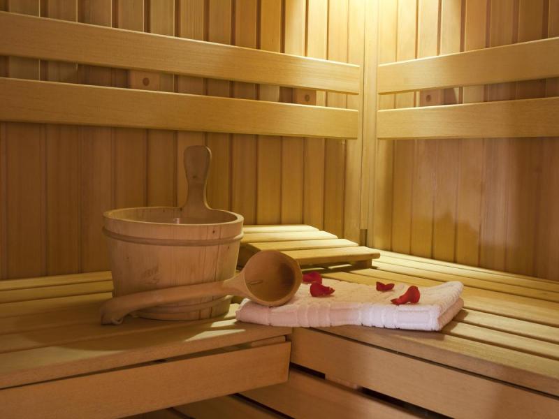 EA Hotel Crystal Palace