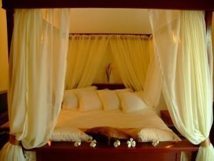 Crystal Paradise Resort Spa & Winery