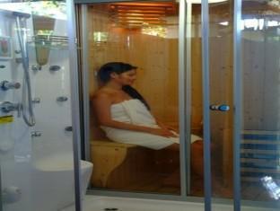 Crystal Paradise Resort Spa & Winery