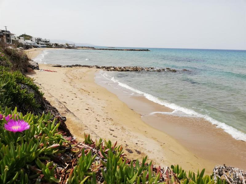 Almare Beach Hotel