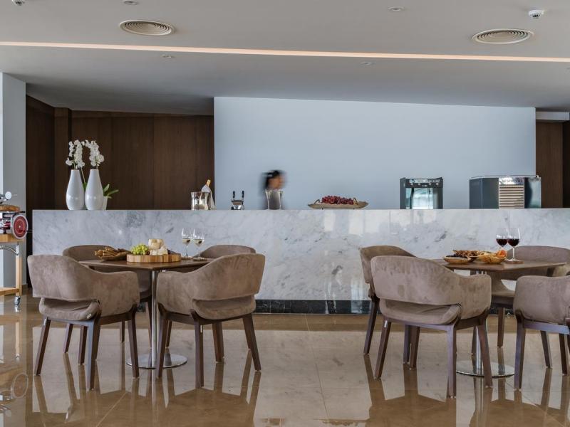 Gennadi Grand Resort