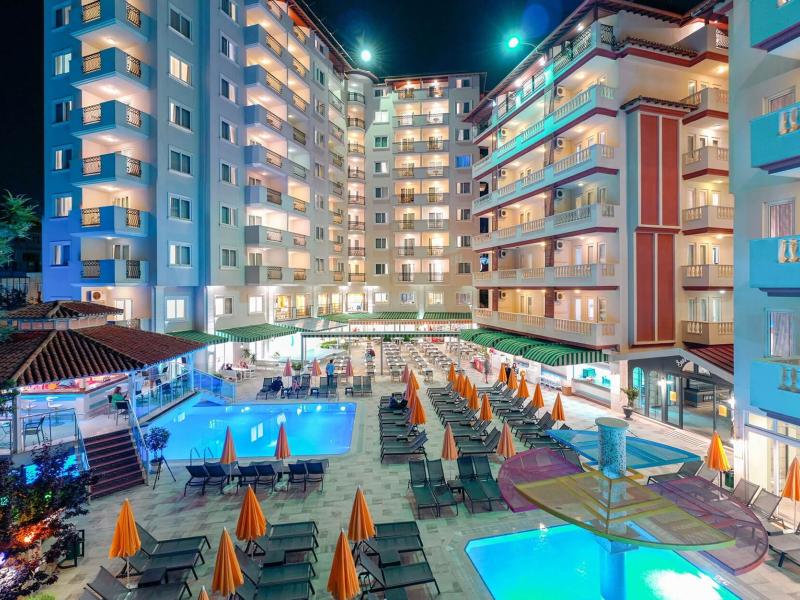 Villa Sun Flower Aparts & Suites Hotel