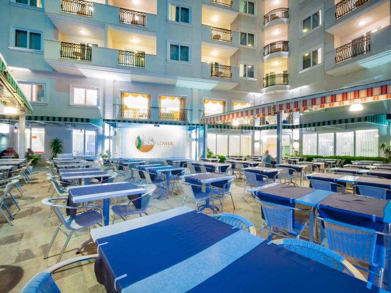 Villa Sun Flower Aparts & Suites Hotel