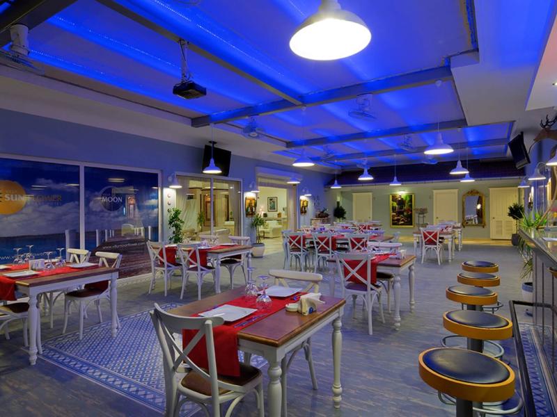 Villa Sun Flower Aparts & Suites Hotel