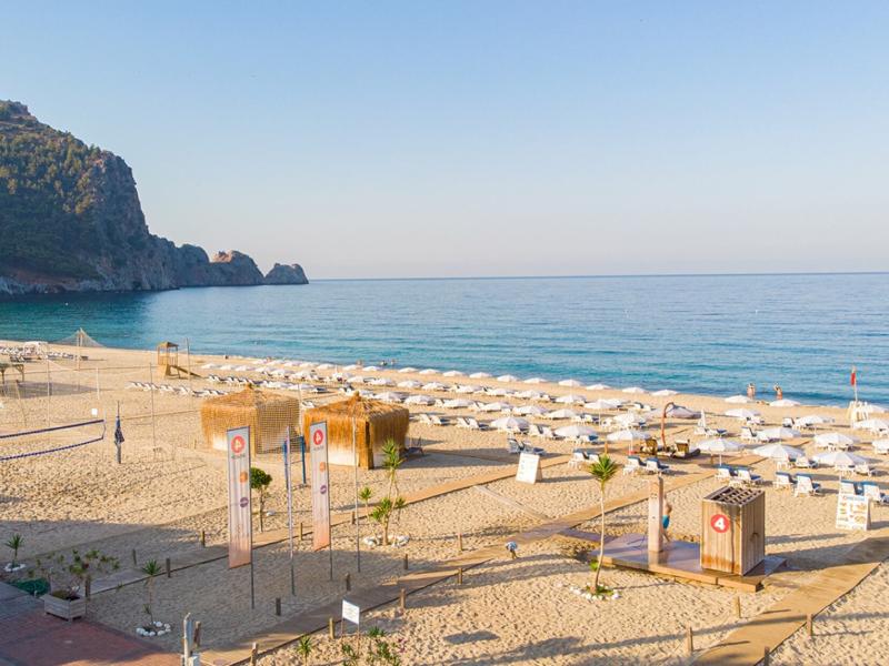 Villa Sun Flower Aparts & Suites Hotel