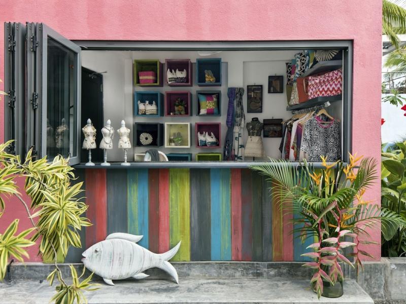 Owl and the Pussycat Hotel