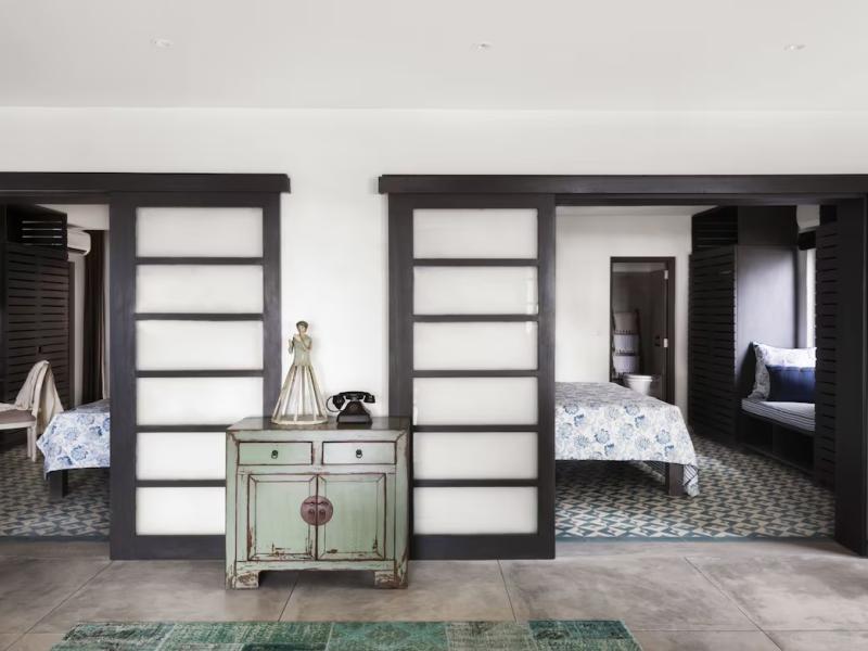 Owl and the Pussycat Hotel