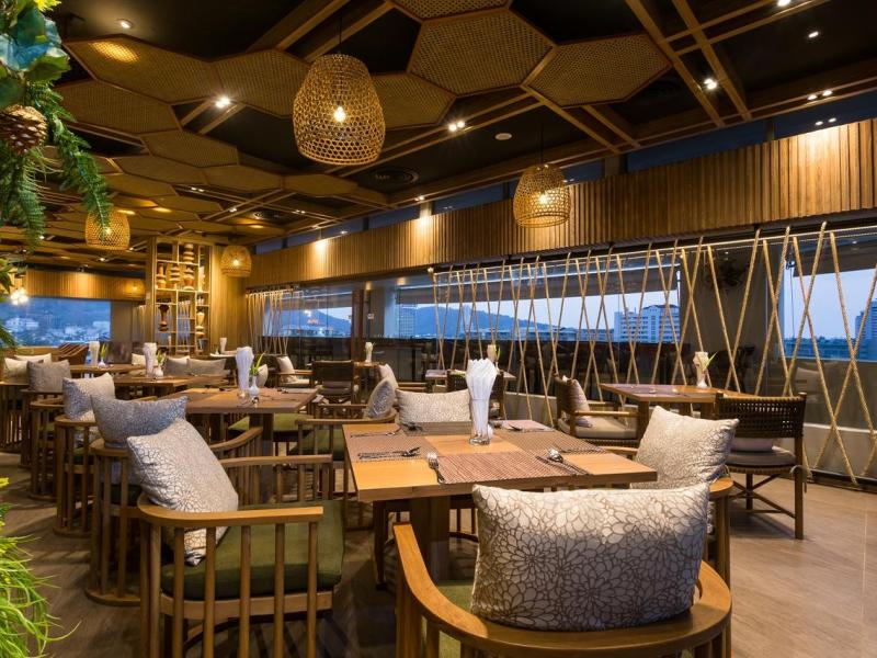 Journeyhub Phuket Patong