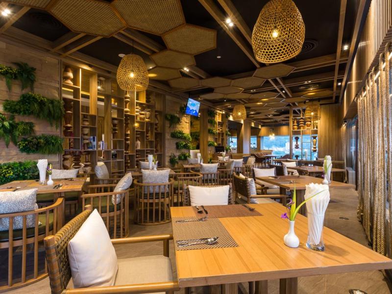 Journeyhub Phuket Patong