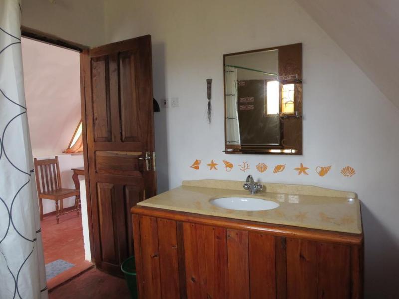 Queen of Sheba Beach Hotel