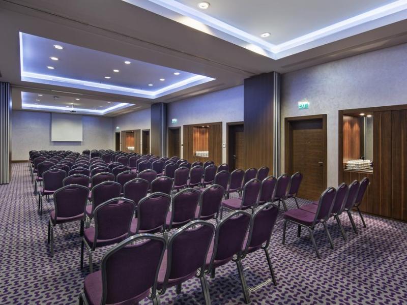 Hampton by Hilton Istanbul Kayasehir