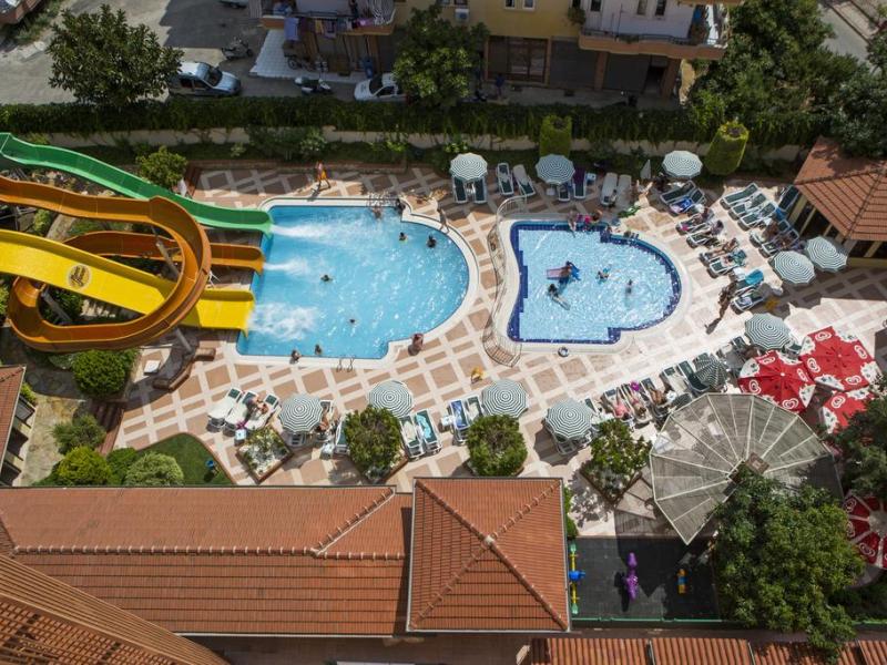 Villa Moonflower Aparts & Suites