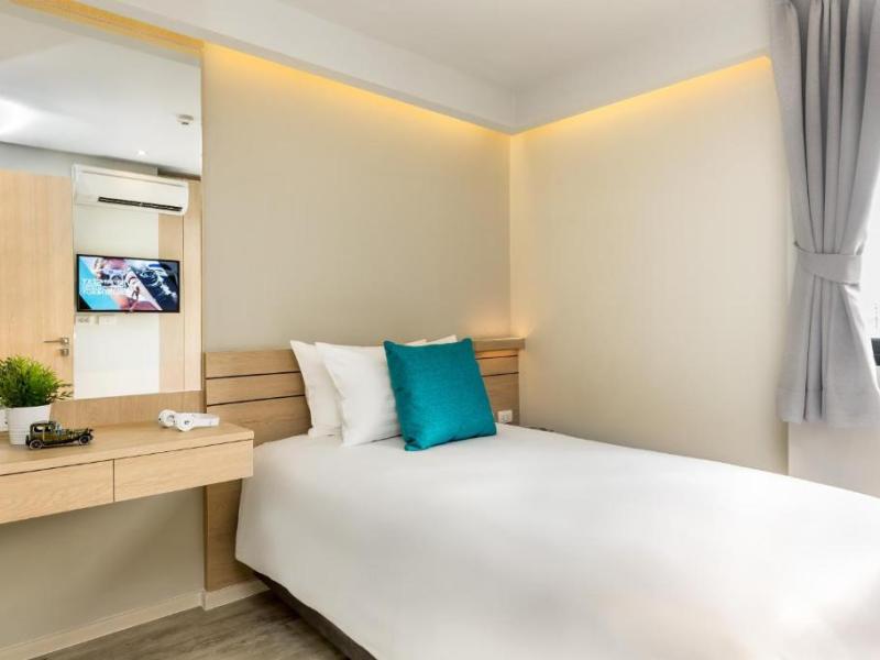 Cross Vibe Bangkok Sukhumvit
