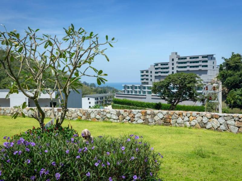 Patong Bay Hill Resort & Spa