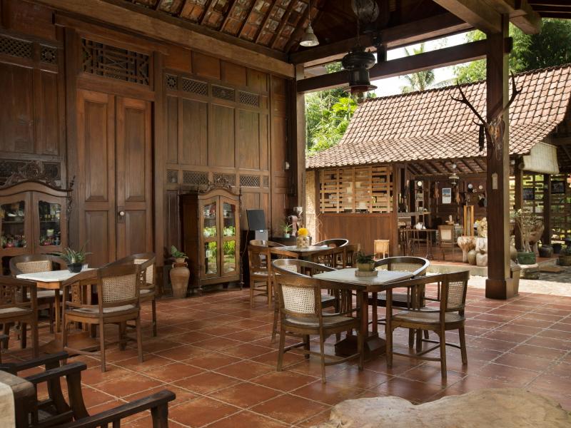 Ketapang Indah Hotel