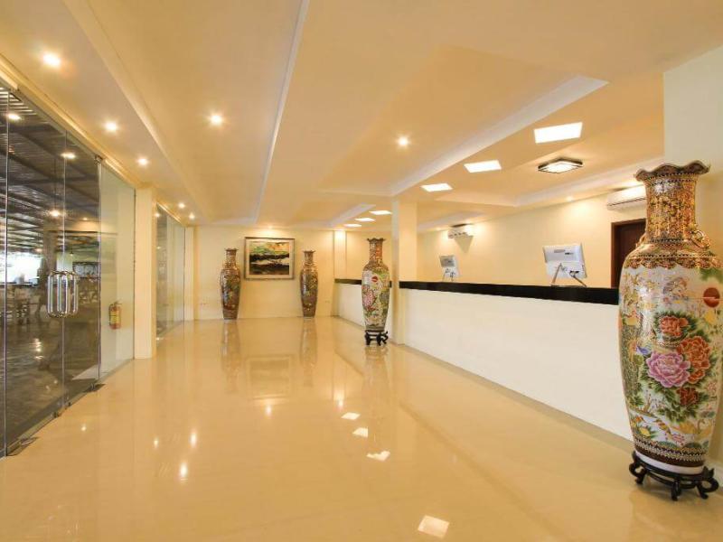 Hotel Ombak Paradise