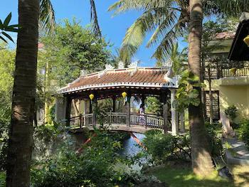 Koi Resort & Spa