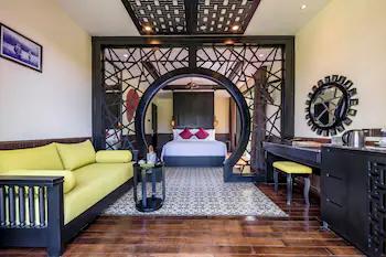 Koi Resort & Spa