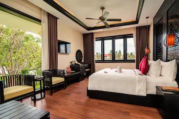 Koi Resort & Spa