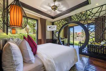 Koi Resort & Spa