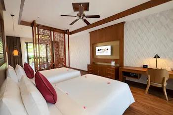 Koi Resort & Spa