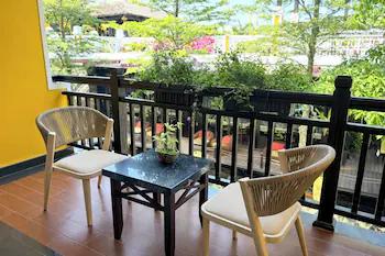 Koi Resort & Spa