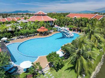 Koi Resort & Spa