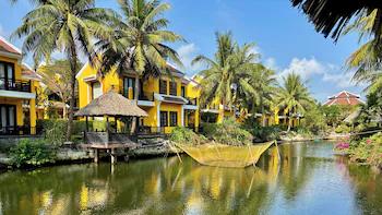 Koi Resort & Spa