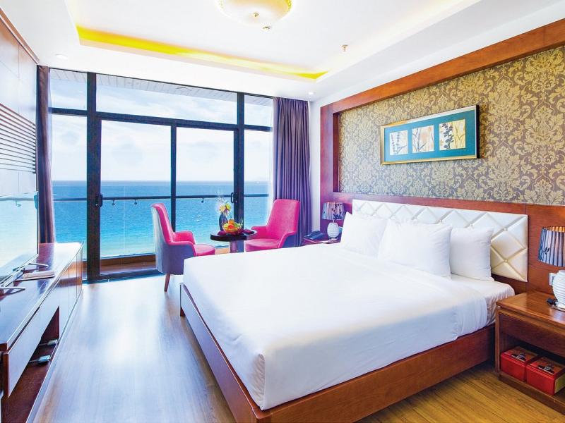 Le Hoang Beach Hotel