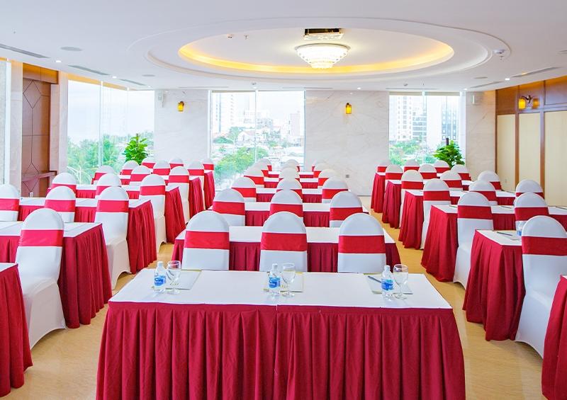 Le Hoang Beach Hotel