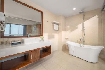 Отель Yarra Ocean Suites Danang Вьетнам, Дананг, фото 14