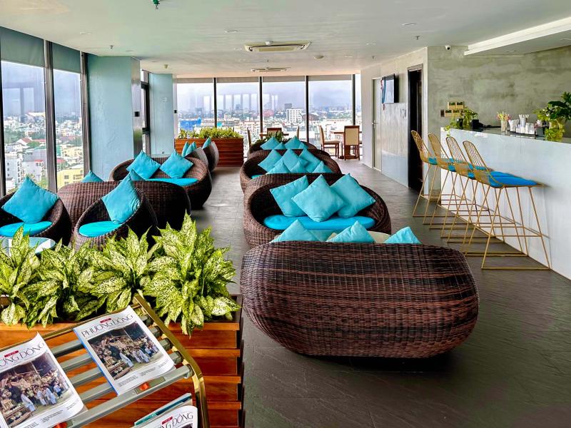 Yarra Ocean Suites Danang