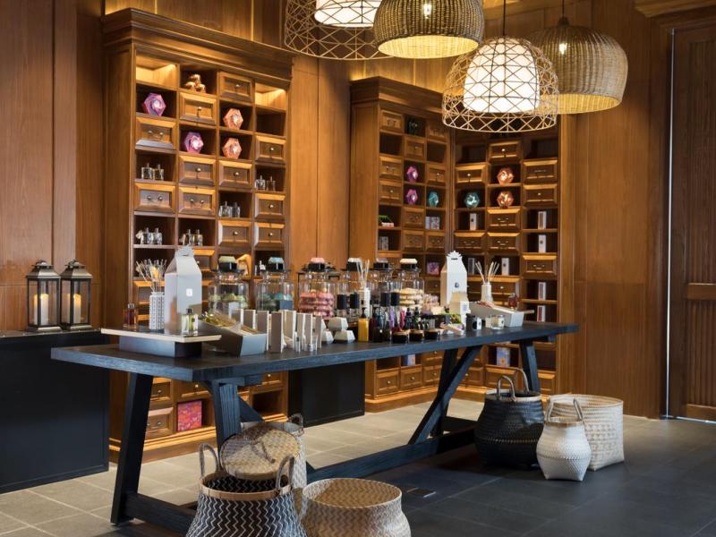 Indigo Bali Seminyak Beach