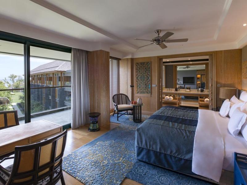 Indigo Bali Seminyak Beach