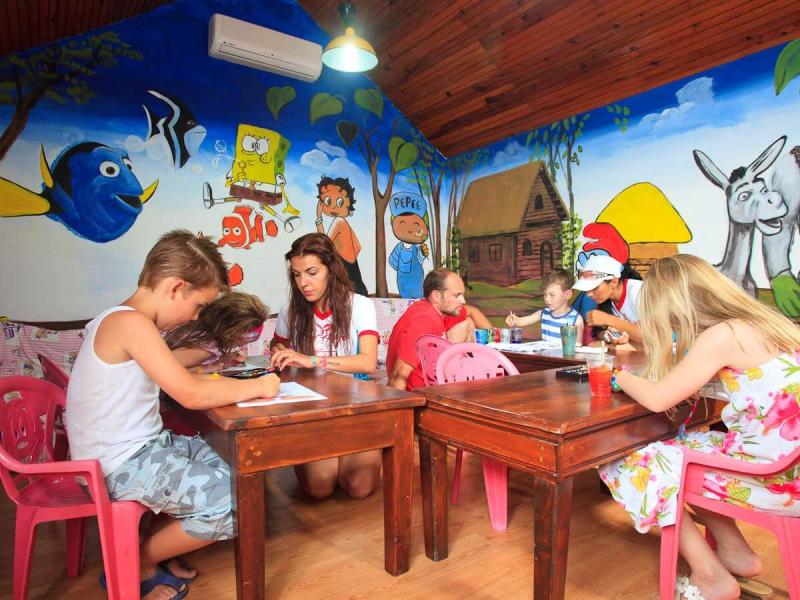 Can Garden Beach Hotel