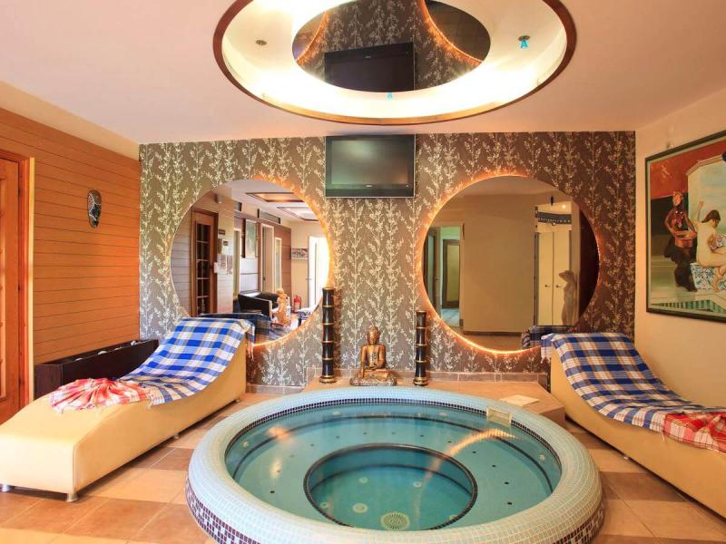 Can Garden Beach Hotel