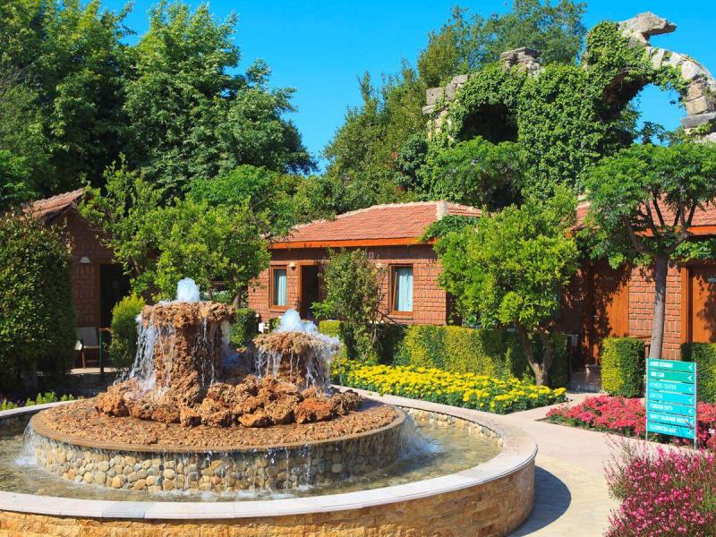 Can Garden Beach Hotel