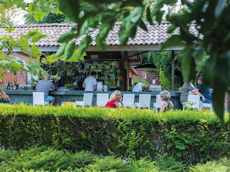 Can Garden Beach Hotel