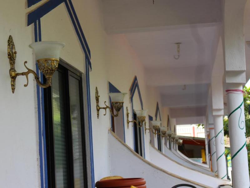 Laxmi Morjim Guest House