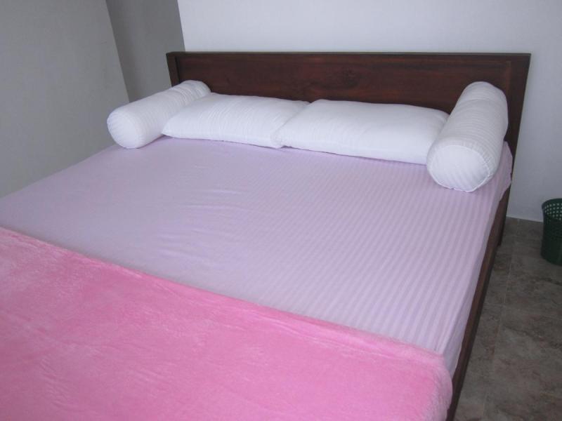 White Surfing Beach Resort