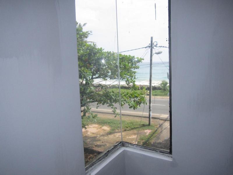 White Surfing Beach Resort