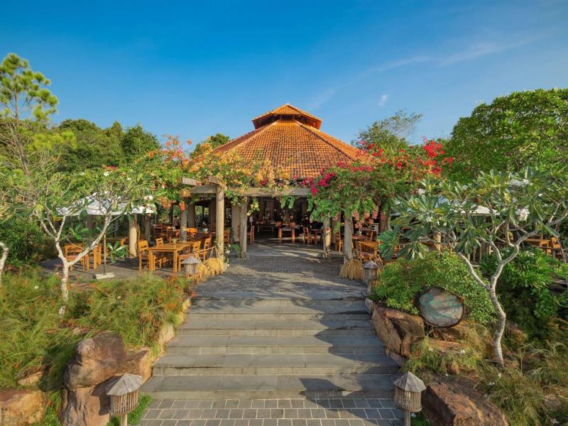 Green Bay Phu Quoc Resort & Spa