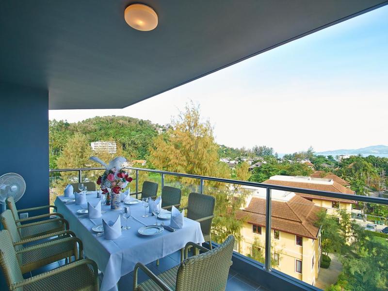 6th Avenue Surin Beach